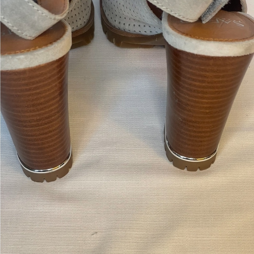 Franco Sarto Analise Gray Suede Heeled Sandal Size 8 Medium - Picture 9 of 11